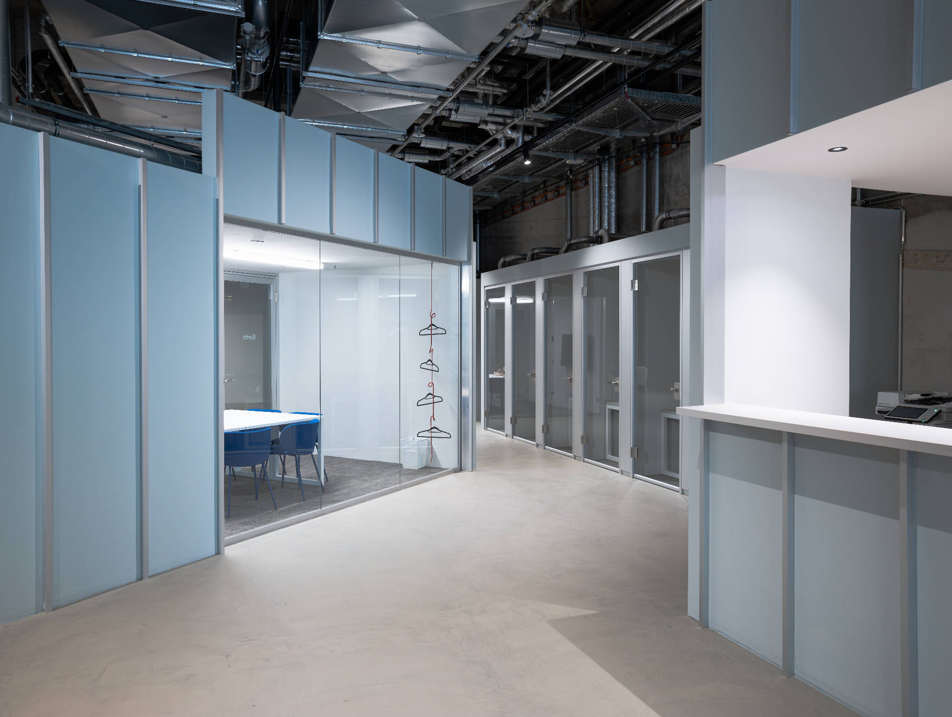 Fully Equipped Meeting Rooms